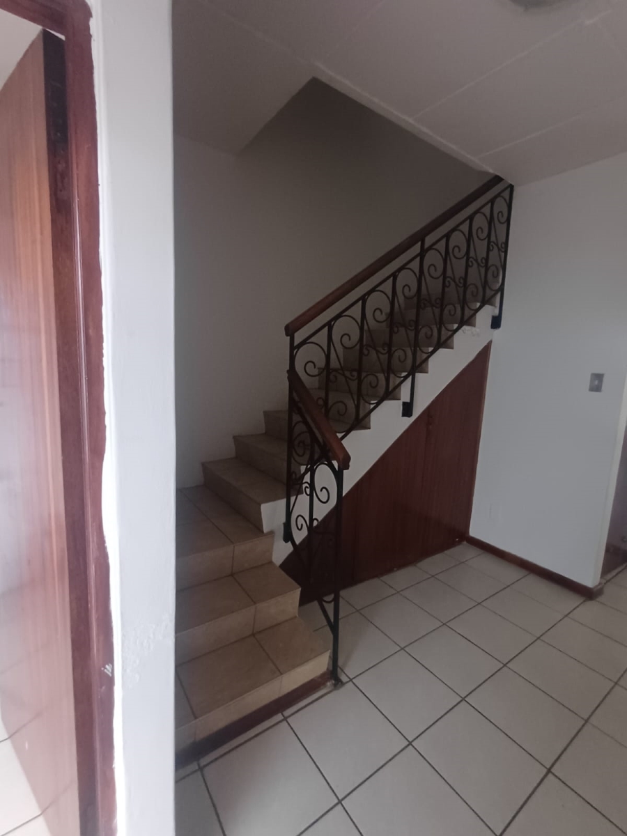 To Let 3 Bedroom Property for Rent in Queenstown Central Eastern Cape